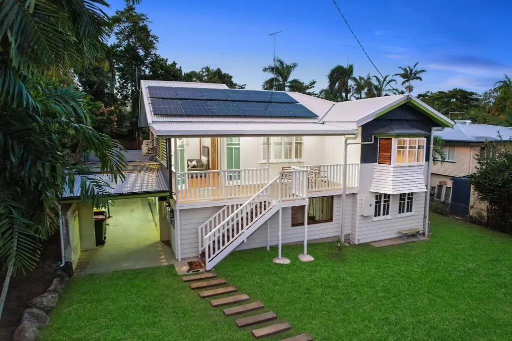 Tatil Evi Charming Traditional Queenslander - Close To City Westcourt