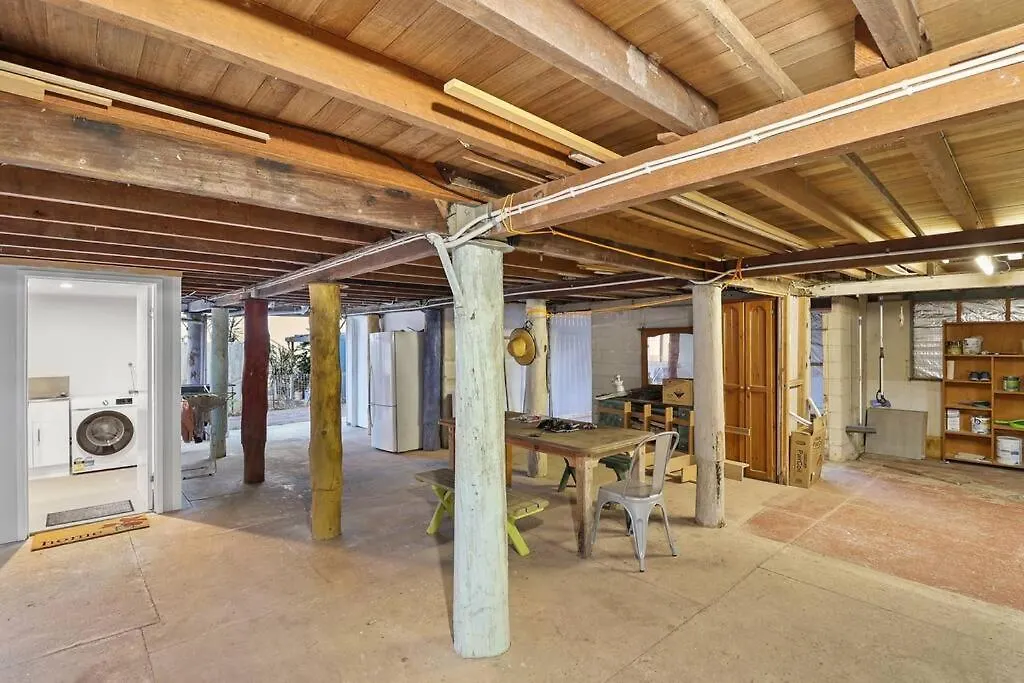 Charming Traditional Queenslander - Close To City Westcourt 0*,